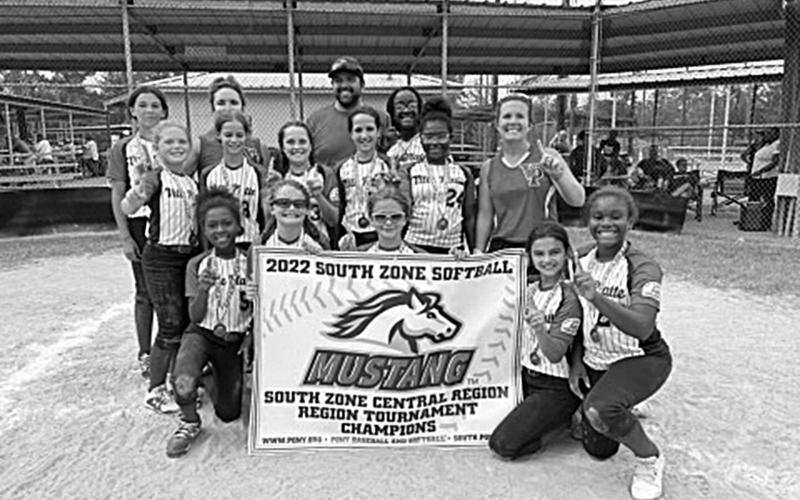 After going unbeaten throughout its all-star season, the Ville Platte 10U softball All-Stars will face a 12-team field in Gulfport starting on Thursday, July 14. (Photo courtesy of Lauren Guillory)