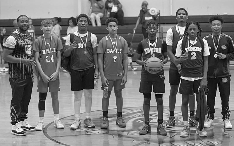 Middle school ballers hold All-Star Game