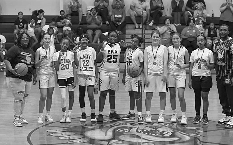 Middle school ballers hold All-Star Game