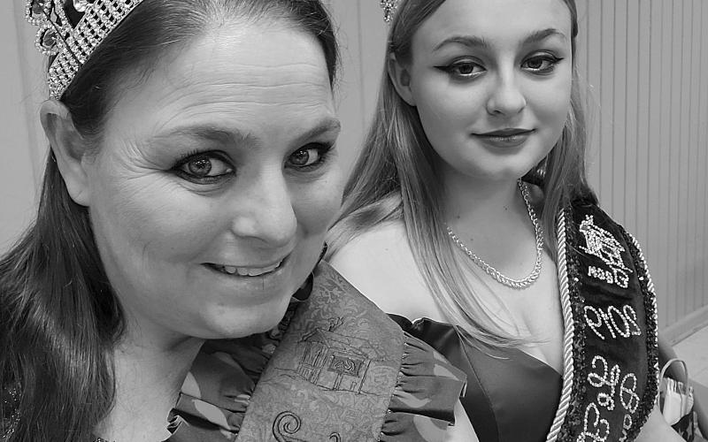 Ms. Smoked Meat Joanie Folse (left) and  Teen Miss Smoked Meat Queen Carmen Beal (right)