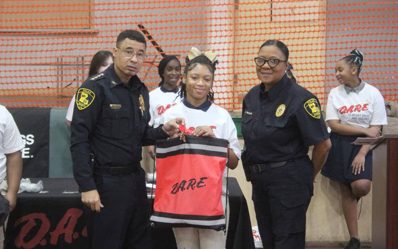 Chataignier Elementary holds DARE Graduation