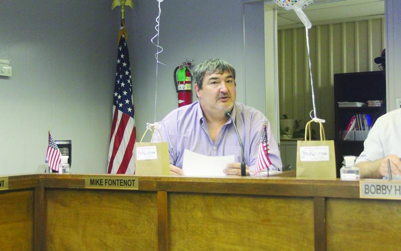School board member Mike Fontenot presides over his first meeting after being elected president on Wednesday, January 11. (Gazette photo by Tony Marks)