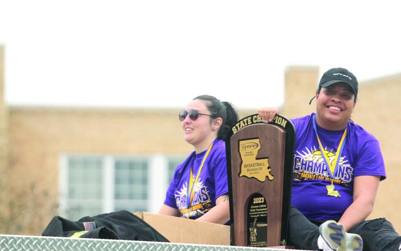Parade honors Lady Warriors as State Champs!