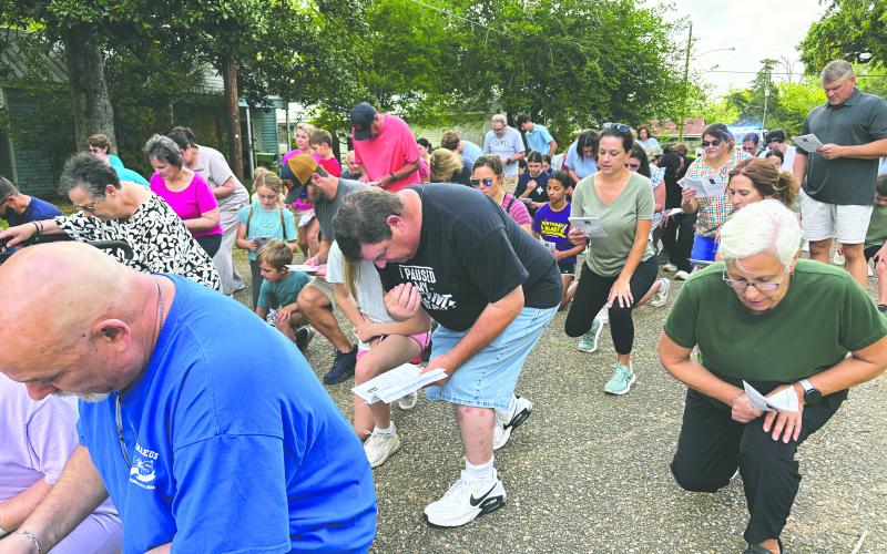 Final days of Christ’s life are remembered
