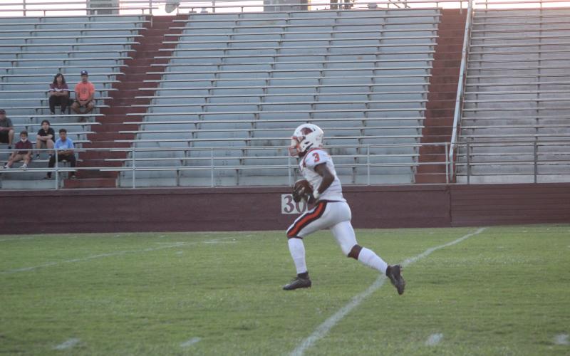 Da’Jon Lemelle gains yardage for Pine Prairie against Elton earlier this season. The Panthers are now 4-0 on the year. (Gazette photo by Rhett Manuel)