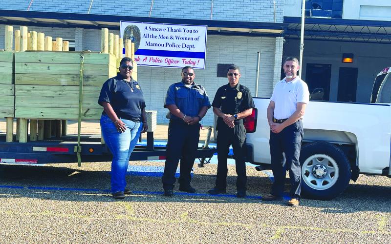 Planters presented to Mamou elder living facilities