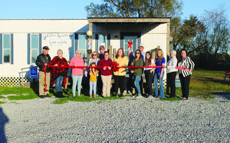 Cuttin’ Up With Nic holds grand opening