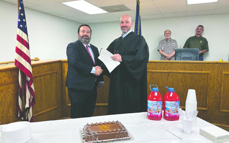 Fusilier sworn in as Pine Prairie Magistrate