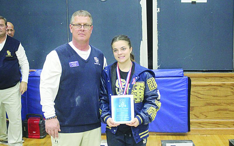 SH wins powerlifting invitational