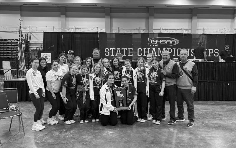 Pictured in the right photo are the Sacred Heart girls who also finished as state runner-up in powerlifting. Among them are Aubrey Launey, Layla Craft, Abilene Rose, Haylee Dupre, Ella Fusilier, Anah Thibodeaux, Macie Estillete, Aubrey Brasseaux, Morgan Andrus, Eliza LaHaye, and Addie Denton. (Photos courtesy of Sacred Heart Athletics)