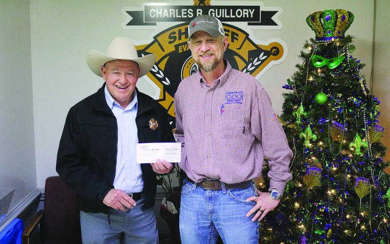 Donation is presented to EPSO
