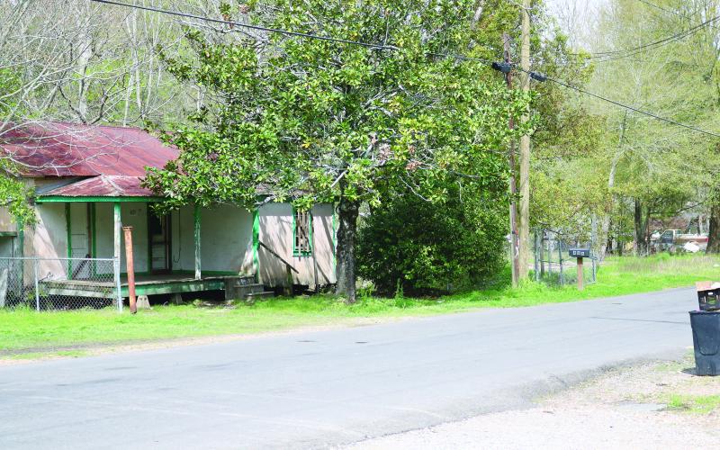 Pictured is the area of Ville Platte where a fatal shooting was reported on Thursday, March 7. (Gazette photo by Tony Marks)