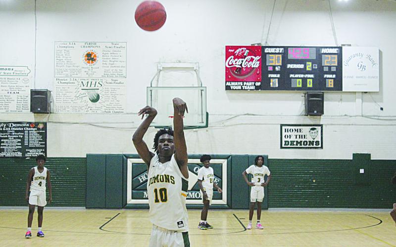 Mamou’s Tyrian Broussard garnered 25 off his team’s 64 points in a win over Teurlings Catholic. (Gazette photo by Rhett Manuel)