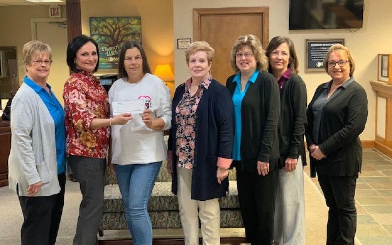Bonnie Lafleur, teller; Lisa Sylvester, Ville Platte branch manager; Mary Shaw, director of EPAR; Brenda Saucier, assistant Branch manager; Jean Guillory, teller and UB; Susan LaHaye, head teller; and Pam Hall, loan assistan