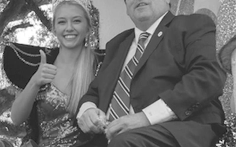 Swine Festival Queen Jynlee Conner and King Billy Nungesser ride in the parade. (Photos provided)