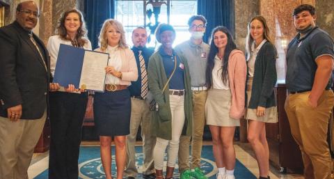 Sen. Cloud presents proclamation