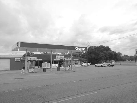 SAME LOCATION - DIFFERENT NAME - The Basile Exxon and Deli (originally the Pan-Am Station, then Esso Station, and then Exxon Station) is now Maybrier’s Bayou Bearcat and serves Chevron gas. (LSN photo by Darrel LeJeune)