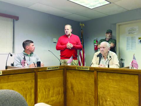 Special Counsel for the Evangeline Parish School Board Jon Guice (center) explains the process of appointing a school board member for District 8 during the special meeting held Wednesday, January 29. Also pictured are board members Nick Chaumont (left) and Wayne Dardeau (right). (Gazette photo by Tony Marks)