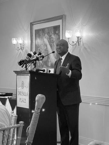 Louisiana Congressman Cleo Fields told the Baton Rouge Press Club Monday that voters should vote the entire ballot even though Gov. Jeff Landry has suspended elections for the U.S. House. (Photo by Kylah Babin/LSU Manship School News Service)