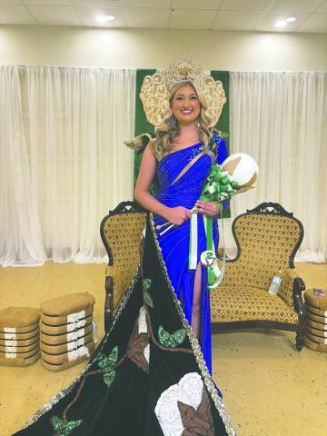 Queen Cotton LXXI Chloe Guilbeau