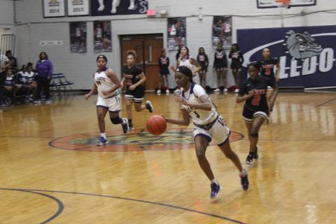 Kaydan Coward (3) was named to the All-District Defensive Team in District 5-3A. (Gazette file photo)