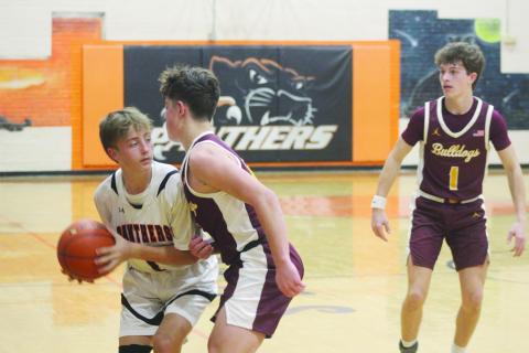 Saigan West (1) works his way around traffic in Pine Prairie’s 63-31 home loss against Iota. (Gazette photo by Tony Marks)