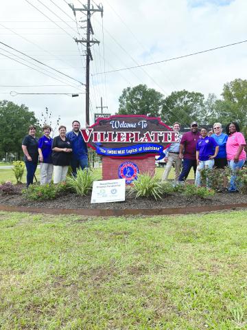 Welcome sign is unveiled