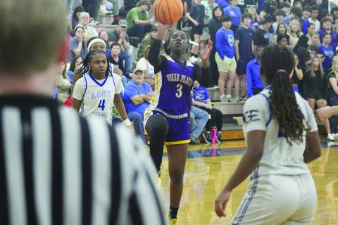 Yazminn Ardoin (3) gets off a basket in Ville Platte’s win over Springfield in the quarterfinals. The Lady Bulldogs then went on to fall 63-51 to French Settlement in the Division III Non-Select Semifinals in Hammond on Tuesday. (Gazette photo by Tony Marks)