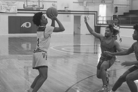 Senior Bulldog Jamaree Byers (2) attempts a basket against Tioga in a game played in the Oakdale New Year’s Tip-Off Presented by RoyOMartin earlier this month. (Gazette photo by Tony Marks)