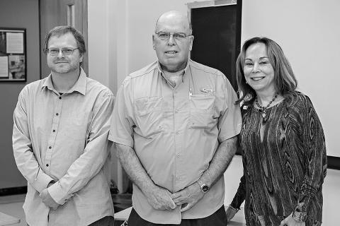 L to R: Dr. Brandon Borill, LSU Eunice Interim Dean of Sciences and Mathematics; Dr. Malcolm Vidrine, LSU Eunice Professor Emeritus; Dr. Nancee Sorenson, LSU Eunice Chancellor. (Photo submitted)