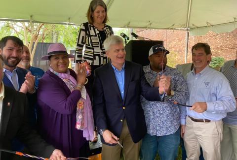 From left are Ryan Meche from LUS Fiber, Ville Platte Mayor Jennifer Vidrine, U.S. Senator Bill Cassidy, Evangeline Parish Police Jury Vice President Ryan “LeDay” Williams, and Evangeline Parish Police Jury Secretary-Treasurer Donald Bergeron. Pictured in the back are Evangeline Parish Police Juror Keith Saucier (left) and Monique Boulet from Acadiana Planning Commission. (Photo courtesy of Senator Cassidy)