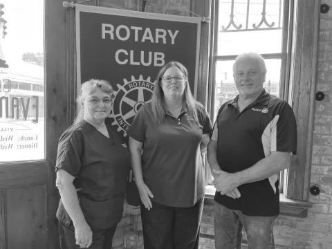 911 UPDATE GIVEN - Evangeline Parish 911/OEP Director Liz Hill addressed the July 26, meeting of the Ville Platte Rotary Club. She is shown with Rotarian Patricia Duplechin (left) and Rotary President Larry Lachney (right). (Gazette photo by Heather Bogard)