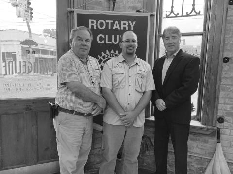 VP ROTARY WELCOMES GUEST - Ian Fontenot with Cajun Broadband, center, was the guest speaker for the September 28, meeting of the Ville Platte Rotary Club. He is shown with Rotarian Steve Phillips, left, and Rotary President Jimmy LeBlanc, right. (Gazette photo by Heather Bogard)