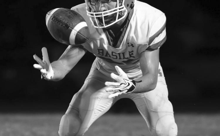 EYE ON THE BALL - Bearcat senior Logan Bergeron concentrates on making the catch. (Lanie LeJeune photo)